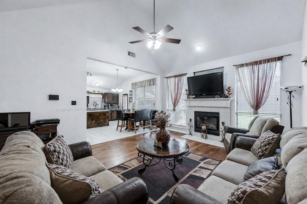 Jackson Ranch Lake Dallas - Residential