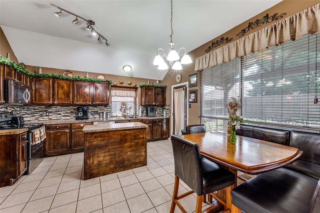 Jackson Ranch Lake Dallas - Residential