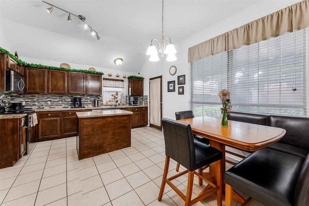 Jackson Ranch Lake Dallas - Residential