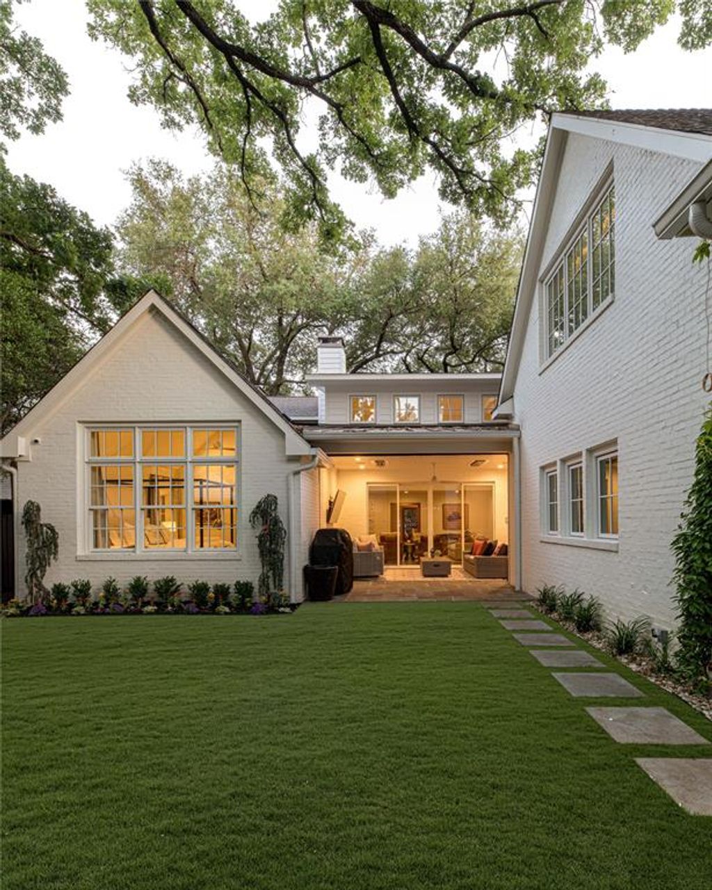 Photo of 4618 Beverly Drive, Highland Park, TX 75209 (MLS # 21164154)