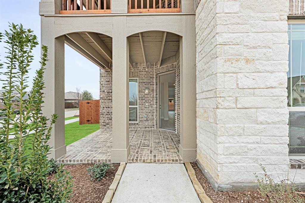 2801 Emerald Trace Drive