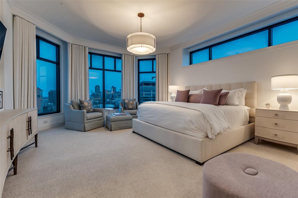 Plaza At Turtle Creek Residence Ph - Residential