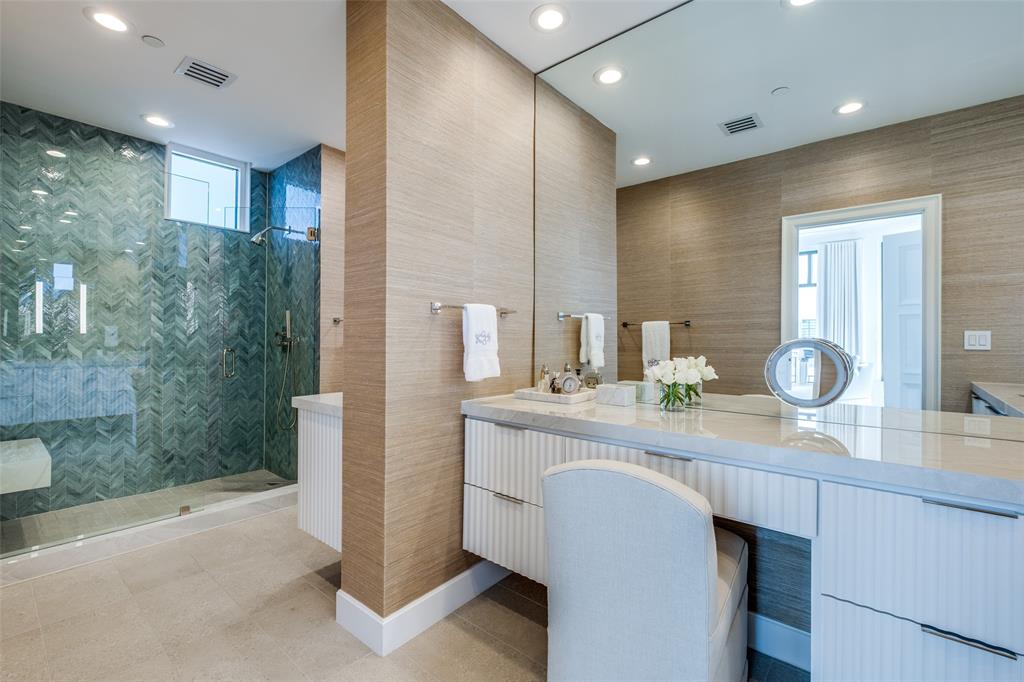 Plaza At Turtle Creek Residence Ph - Residential