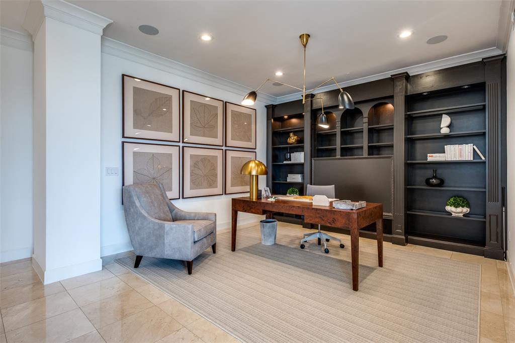 Plaza At Turtle Creek Residence Ph - Residential