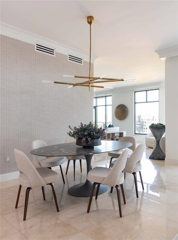 Plaza At Turtle Creek Residence Ph - Residential