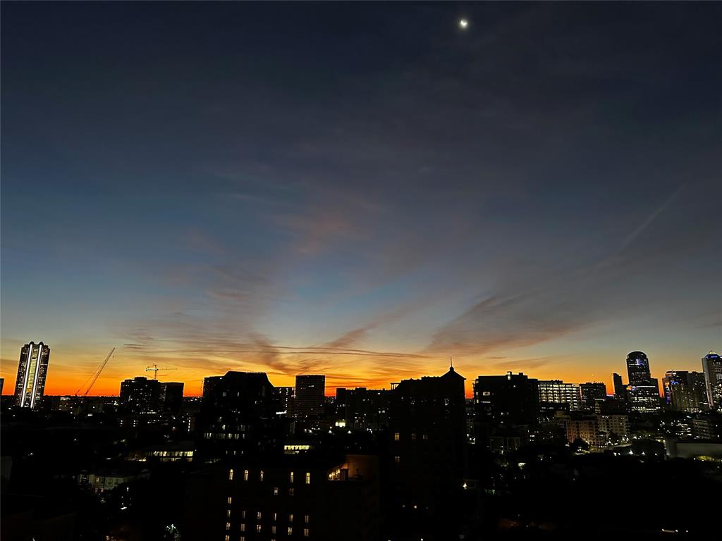Plaza At Turtle Creek Residence Ph - Residential