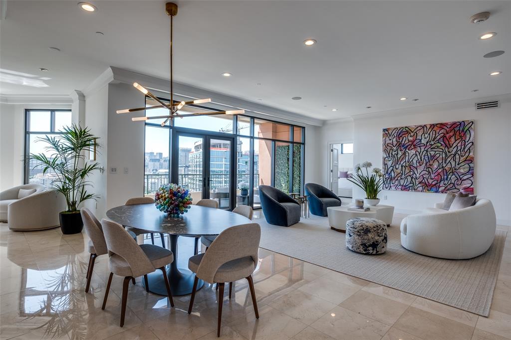 Plaza At Turtle Creek Residence Ph - Residential