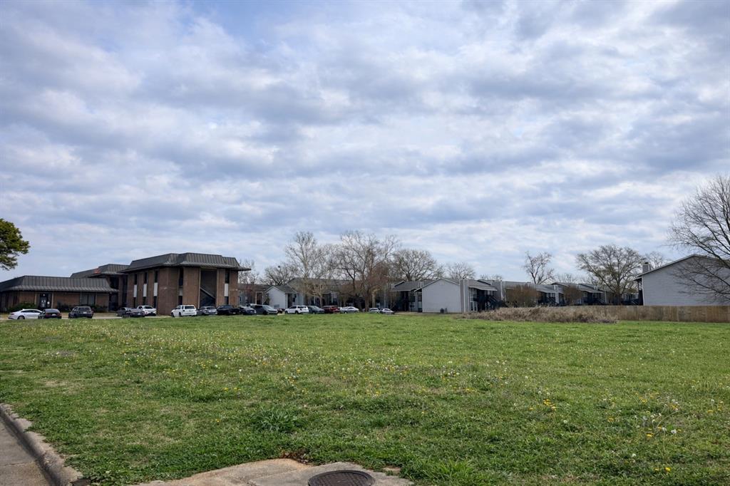 41384 S Pointe Parkway