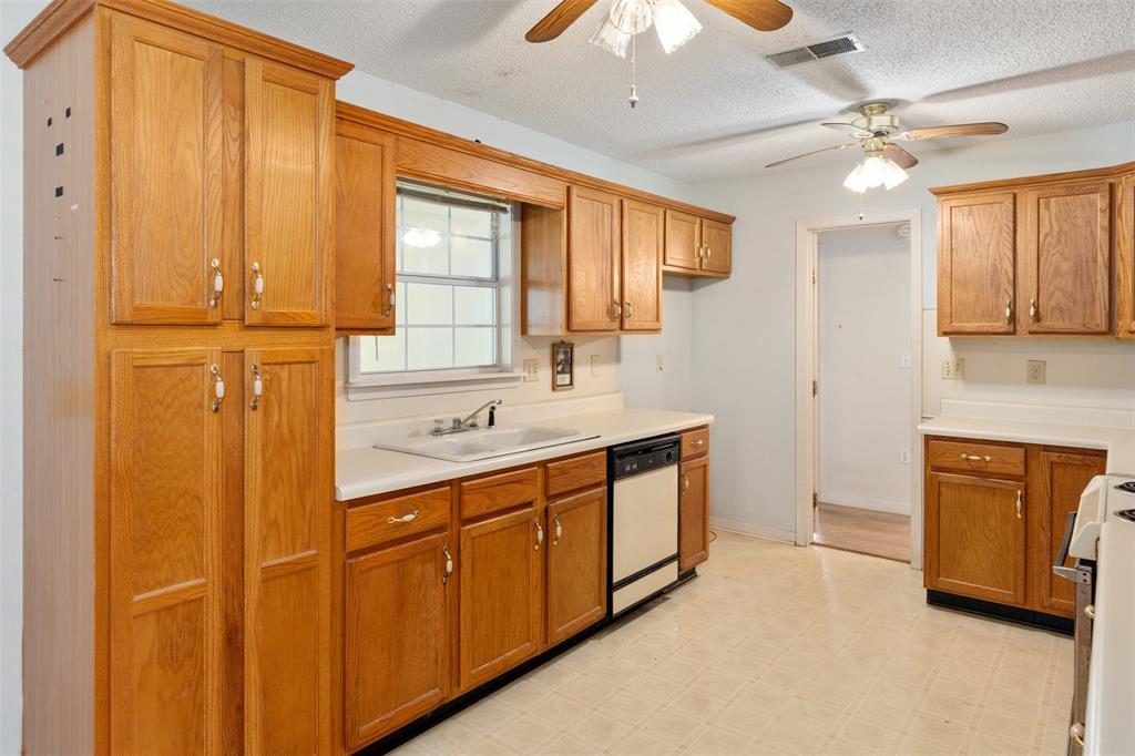 Deepwater Estate - Residential