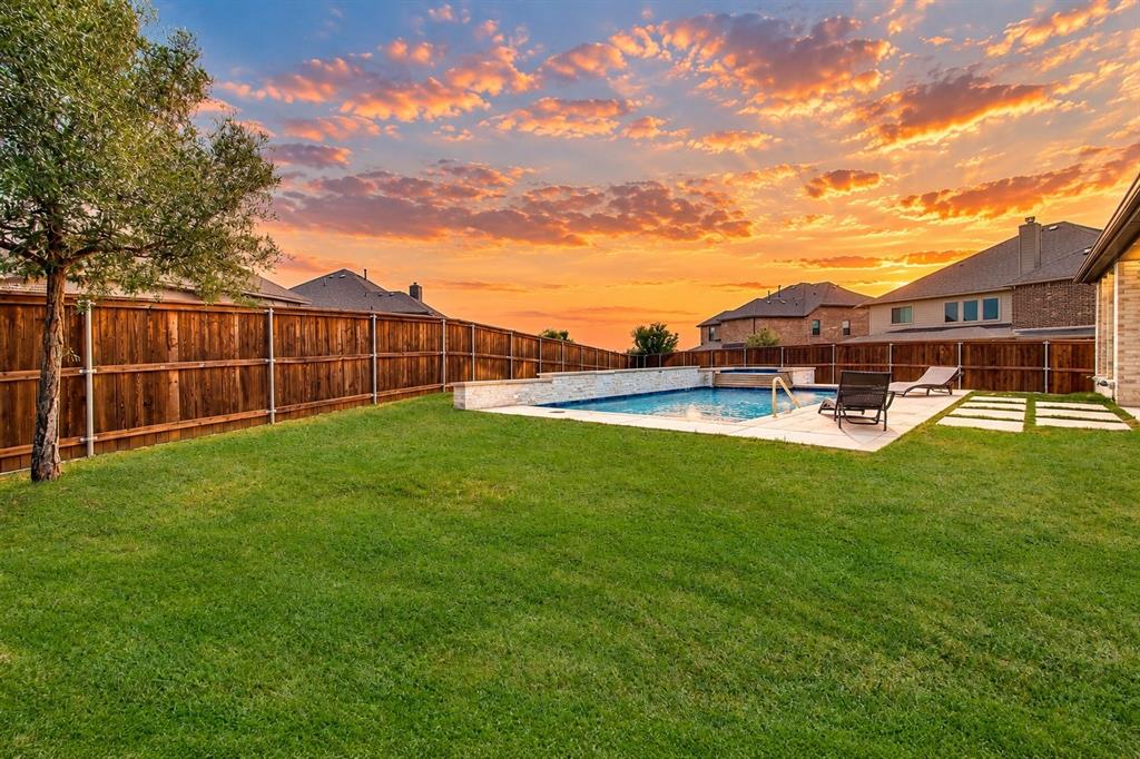 1627 Banded Ledge Drive