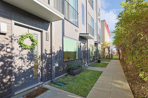 4640 Munger Avenue 109 Dallas TX 75204