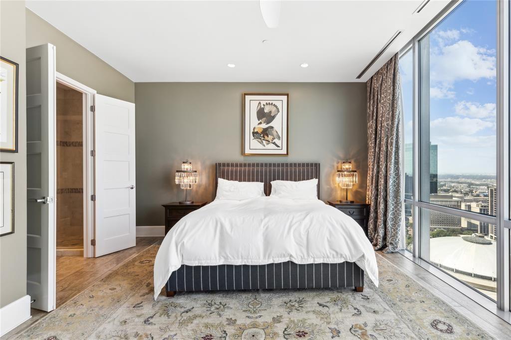 1301 Throckmorton Residences - Residential