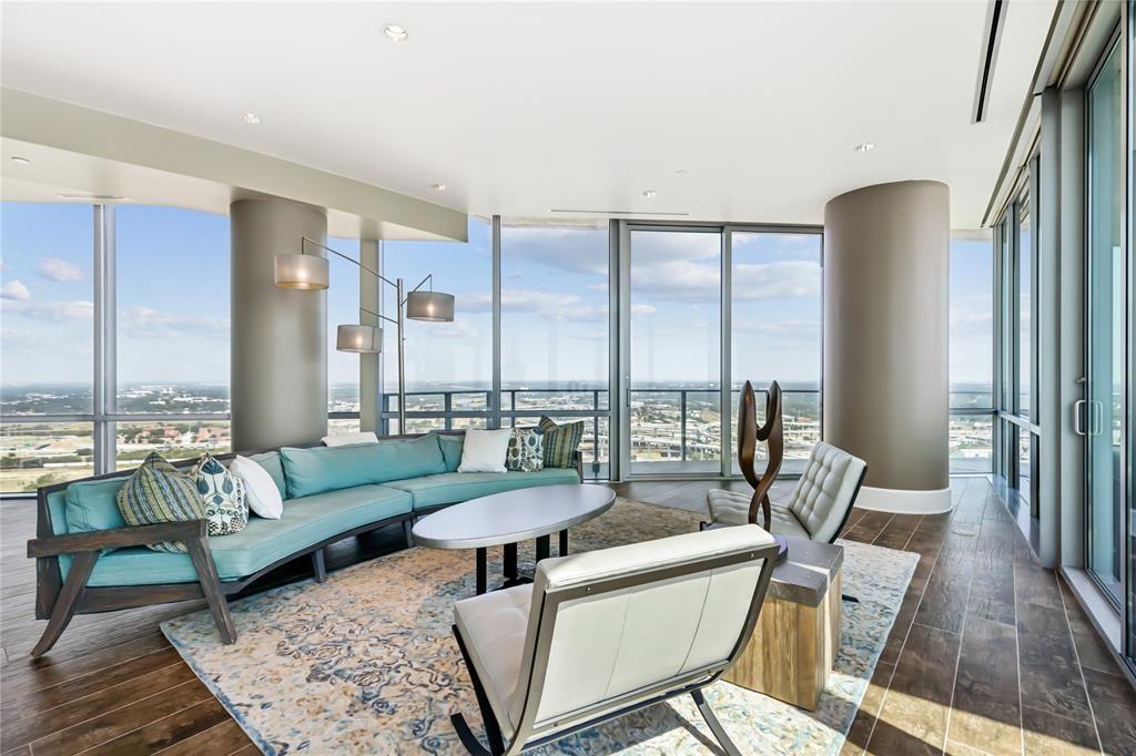 1301 Throckmorton Residences - Residential