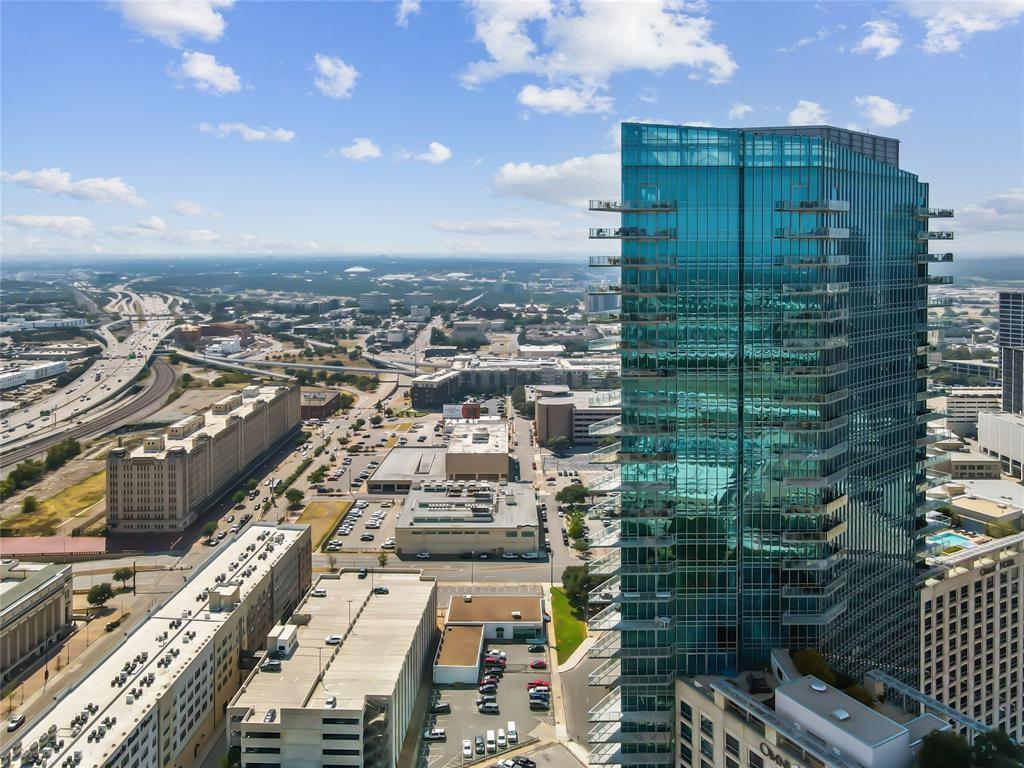 1301 Throckmorton Residences - Residential