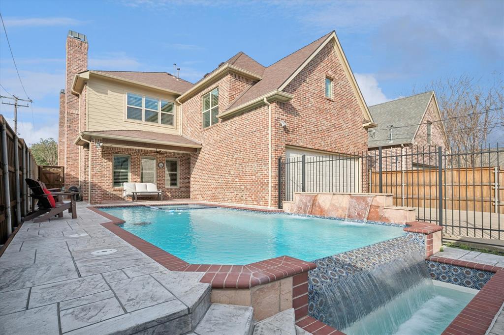 University Hills West 2 - Residential