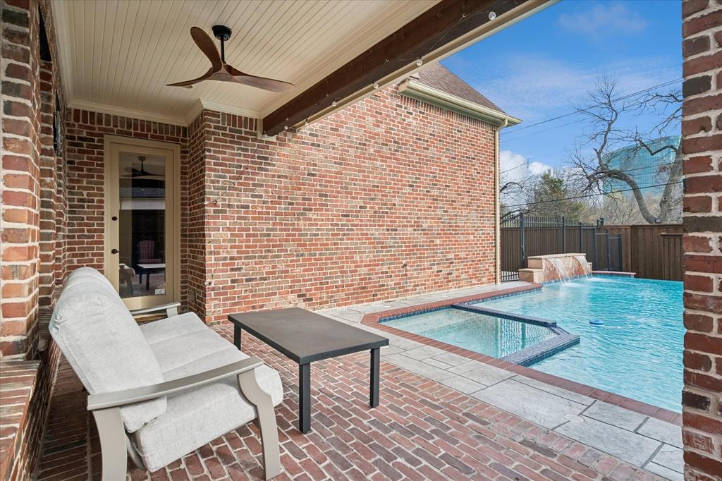 University Hills West 2 - Residential