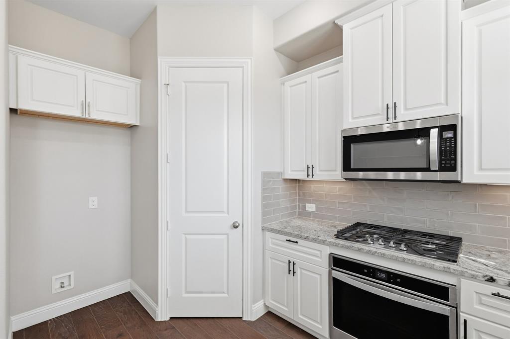 Lakeshore Terrace - Residential