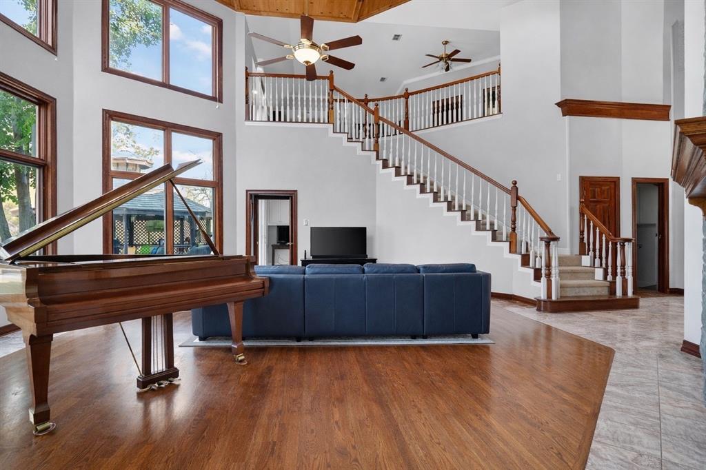 JAMES HUGHES ABST 539 PG 407 - Residential