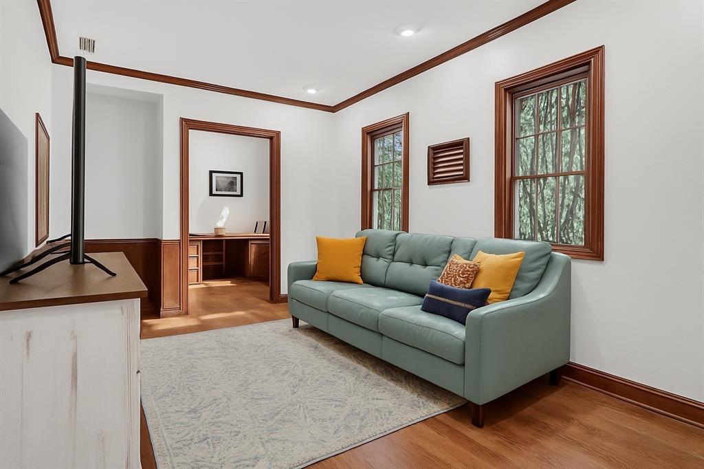 JAMES HUGHES ABST 539 PG 407 - Residential