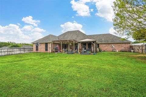 A home in Burleson