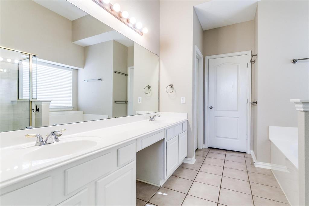 Villages Of Lake Forest Ph III - Residential Lease