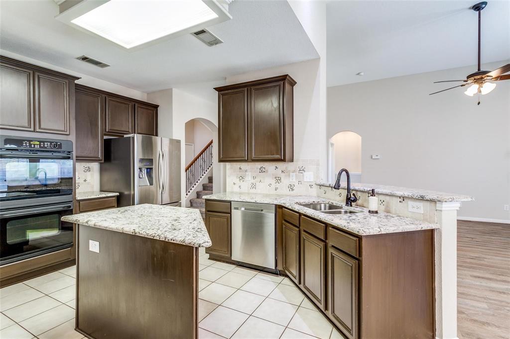 Villages Of Lake Forest Ph III - Residential Lease