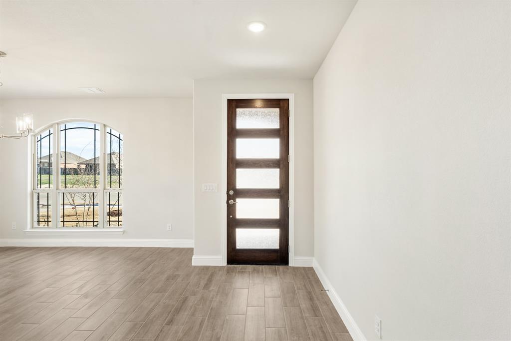 184 Creekside Drive