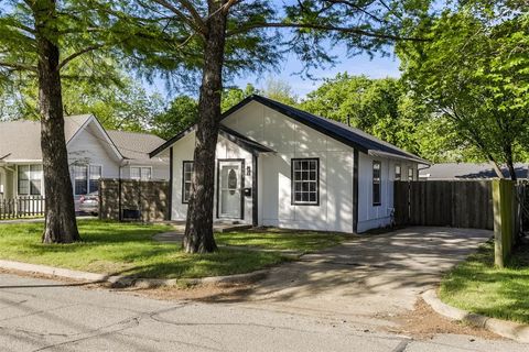 1507 N Preston Street Ennis TX 75119