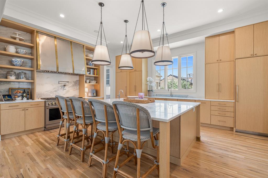 Montrachet - Residential