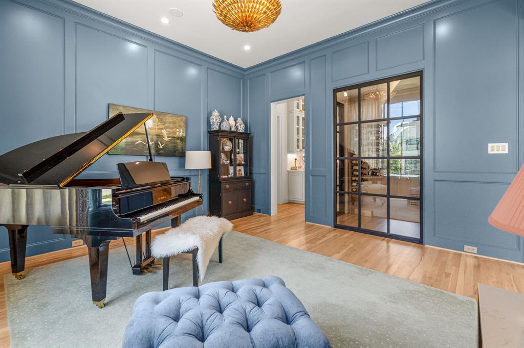 Montrachet - Residential