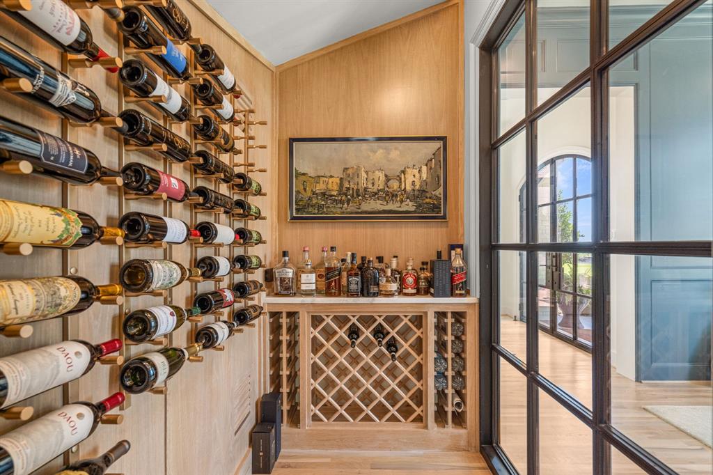 Montrachet - Residential