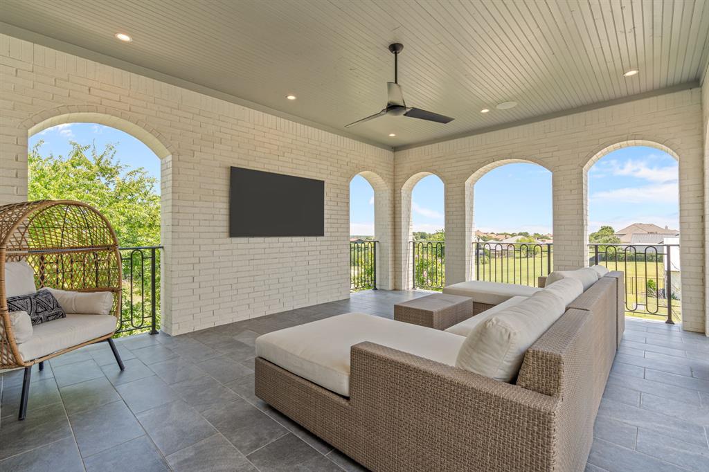 Montrachet - Residential