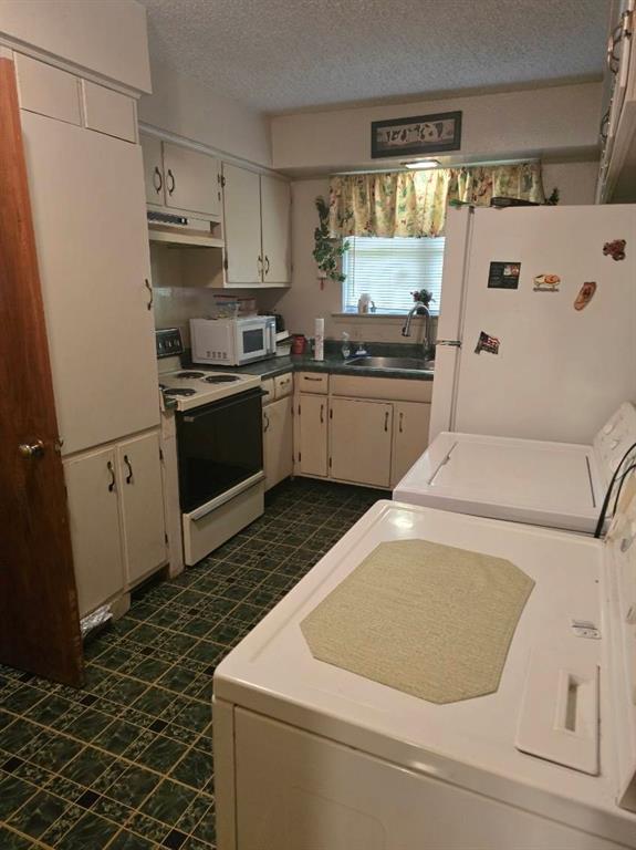 GLENDALE HEIGHTS 3RD SEC - Residential