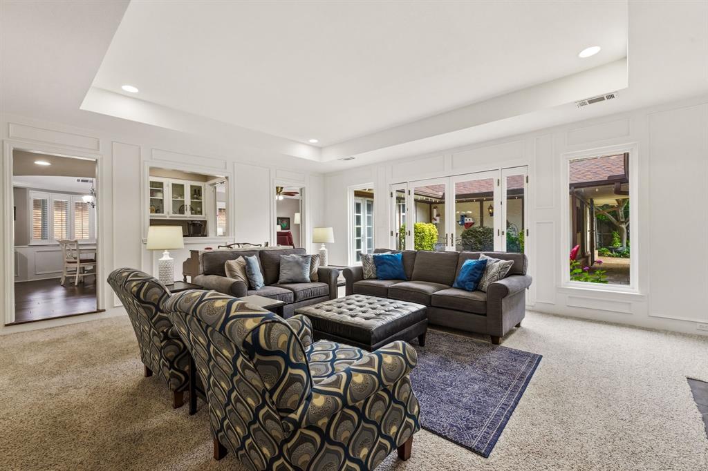 9519 Robin Meadow Drive