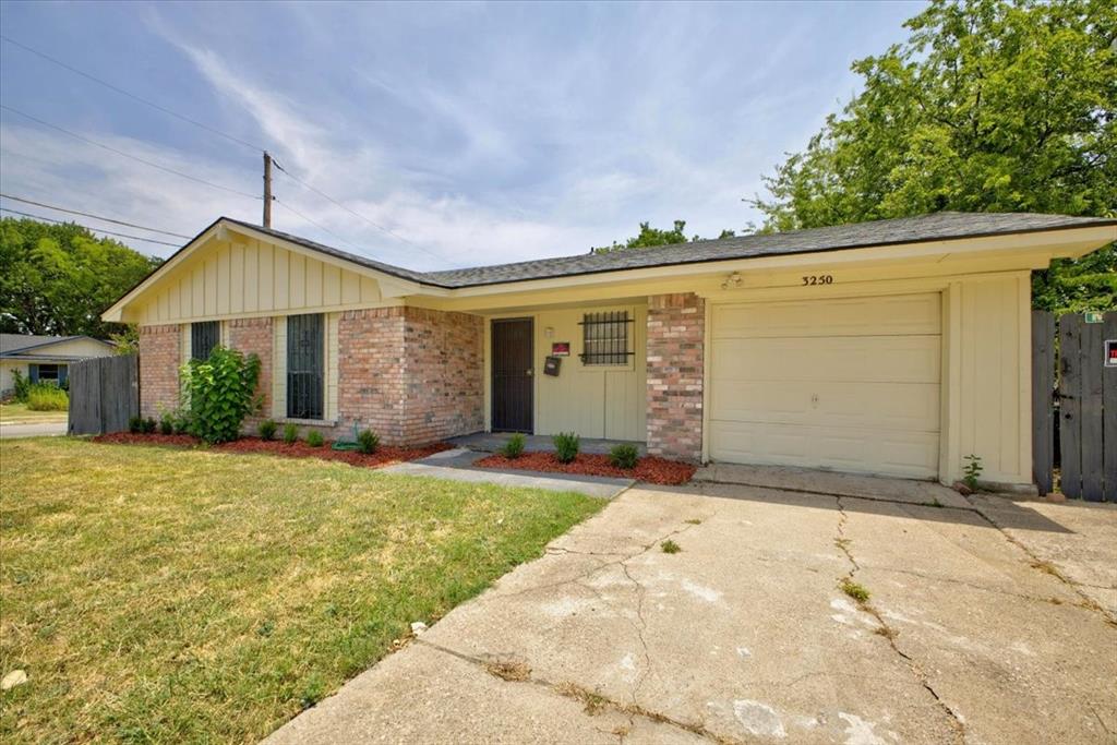 3250 Pacesetter Drive