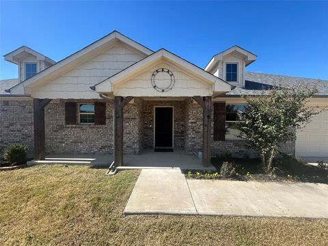 Tiny photo for 184 Crest Ln, Decatur, TX 76234 (MLS # 21099933)