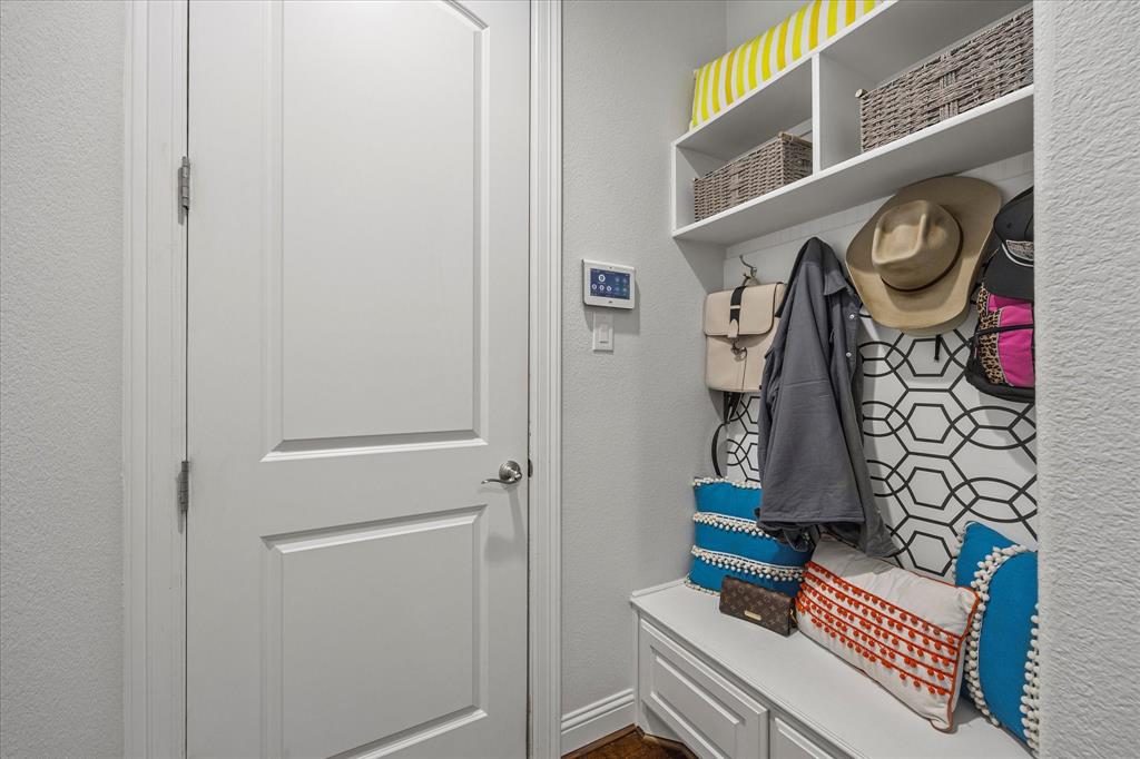 Buffalo Creek Country Club Estate - Residential