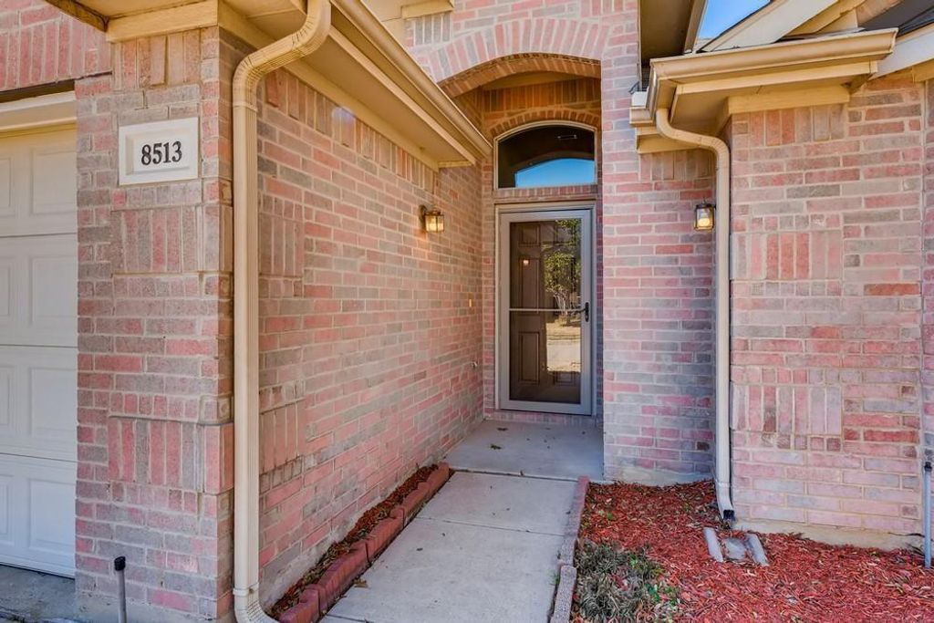 Photo of 8513 Cactus Flower Drive, Fort Worth, TX 76131 (MLS # 21215471)