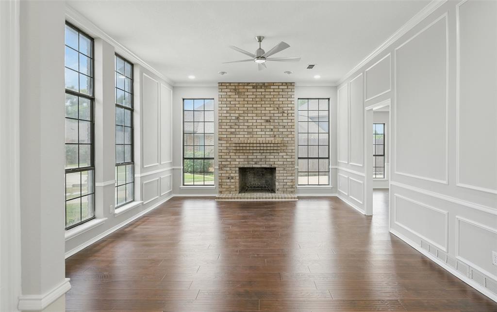 2305 Meadowlark Lane