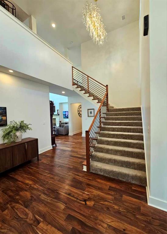 608 Redbud Court