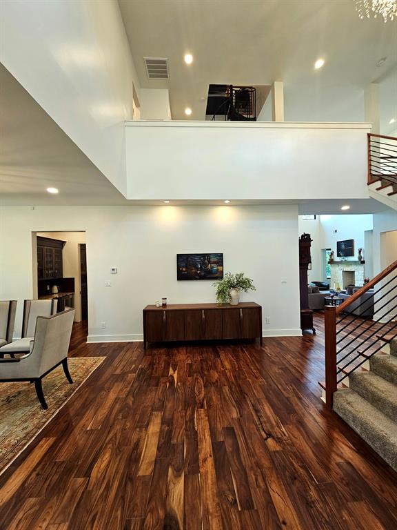 608 Redbud Court