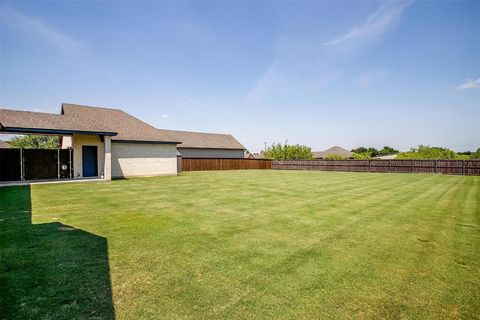 A home in Crowley