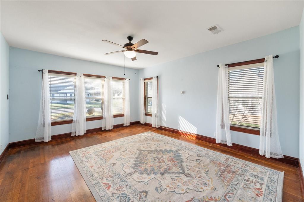 Ennis-Dvv - Residential