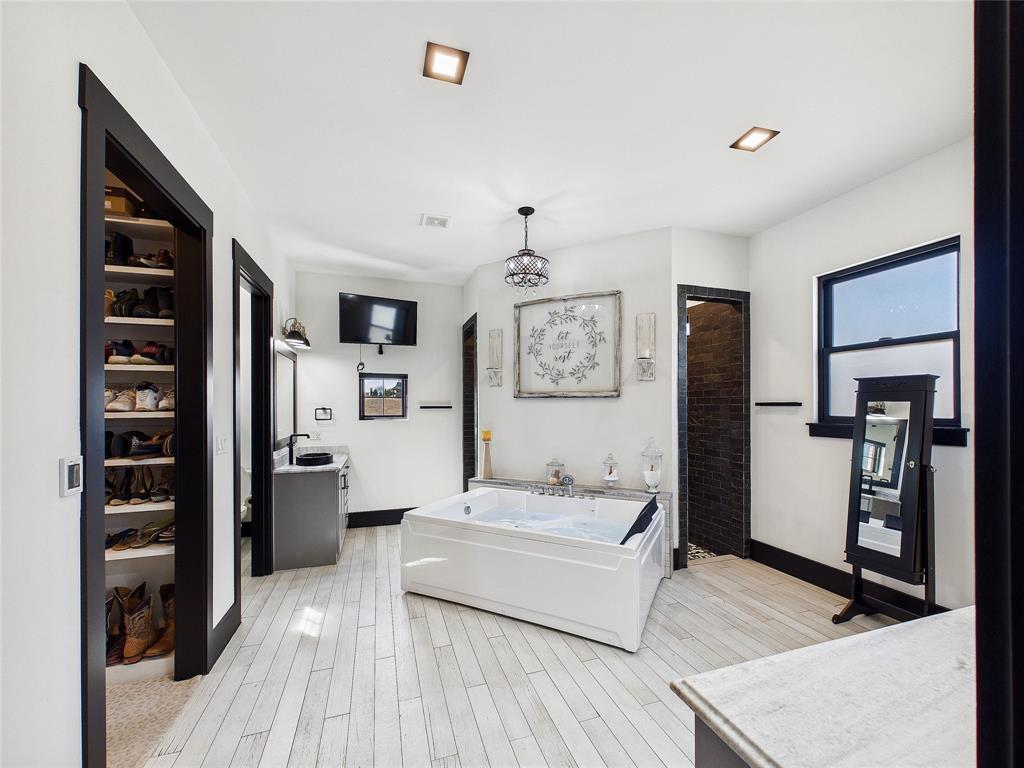 HILLS OF LONE STAR PHASE 7B NORTHGATE - Residential