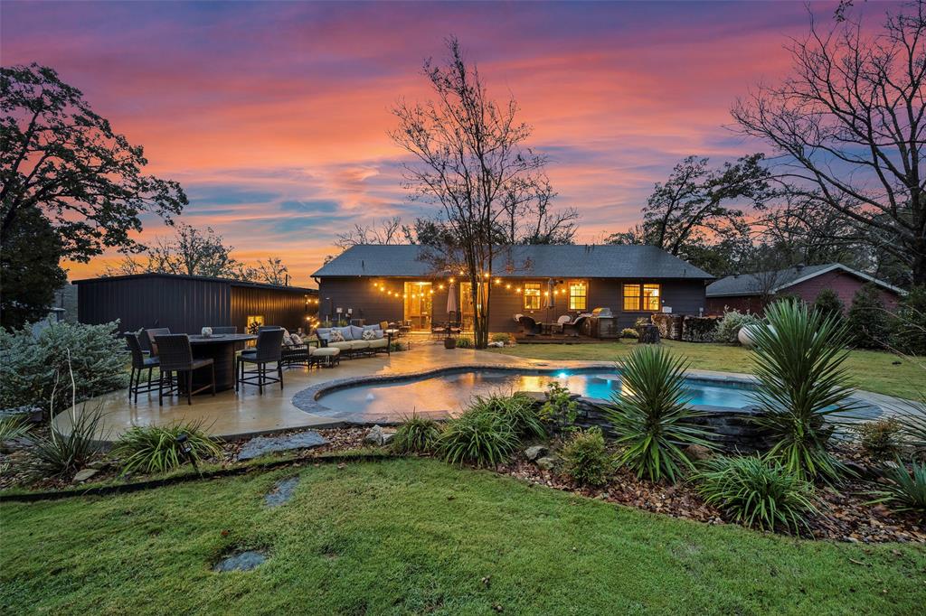 SHADOW RIDGE - Residential