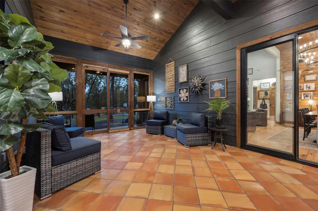 SHADOW RIDGE - Residential