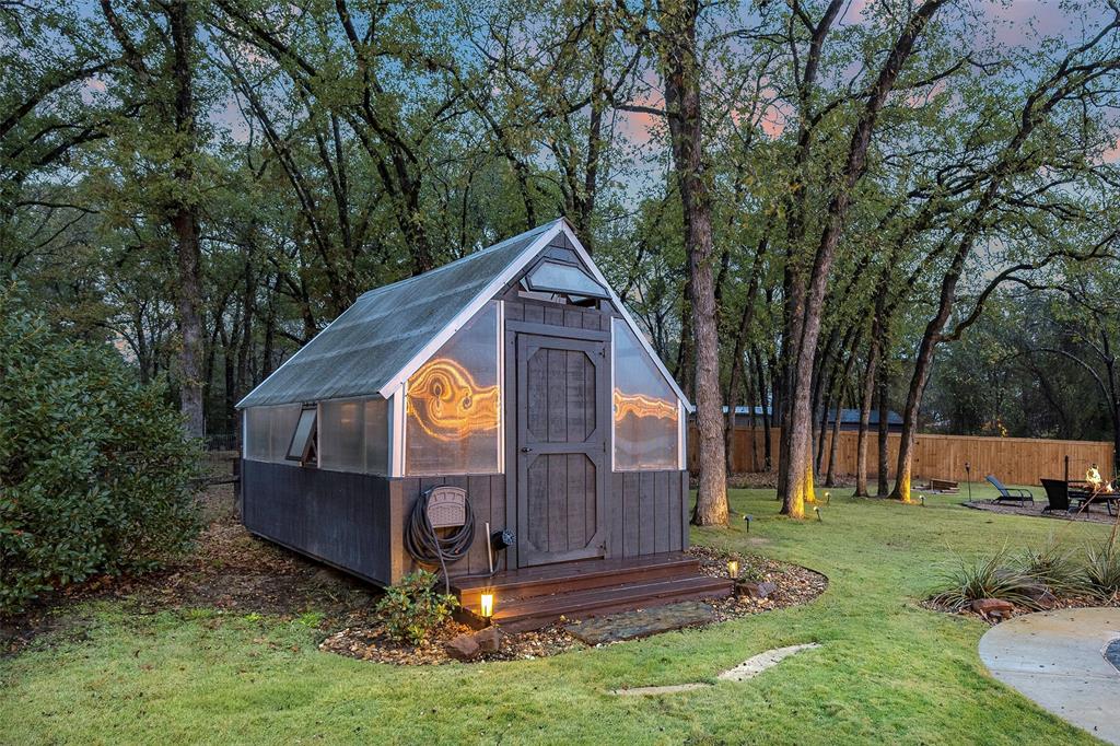 SHADOW RIDGE - Residential