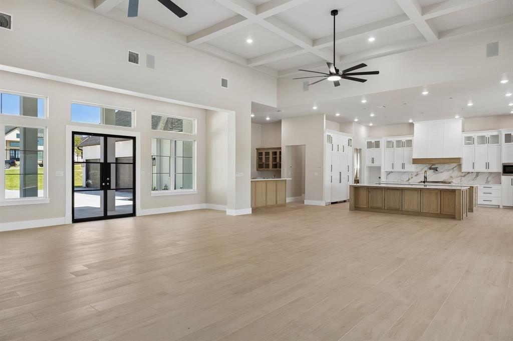304 Mint Ridge