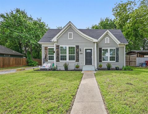 1709 Franklin Avenue Bonham TX 75418
