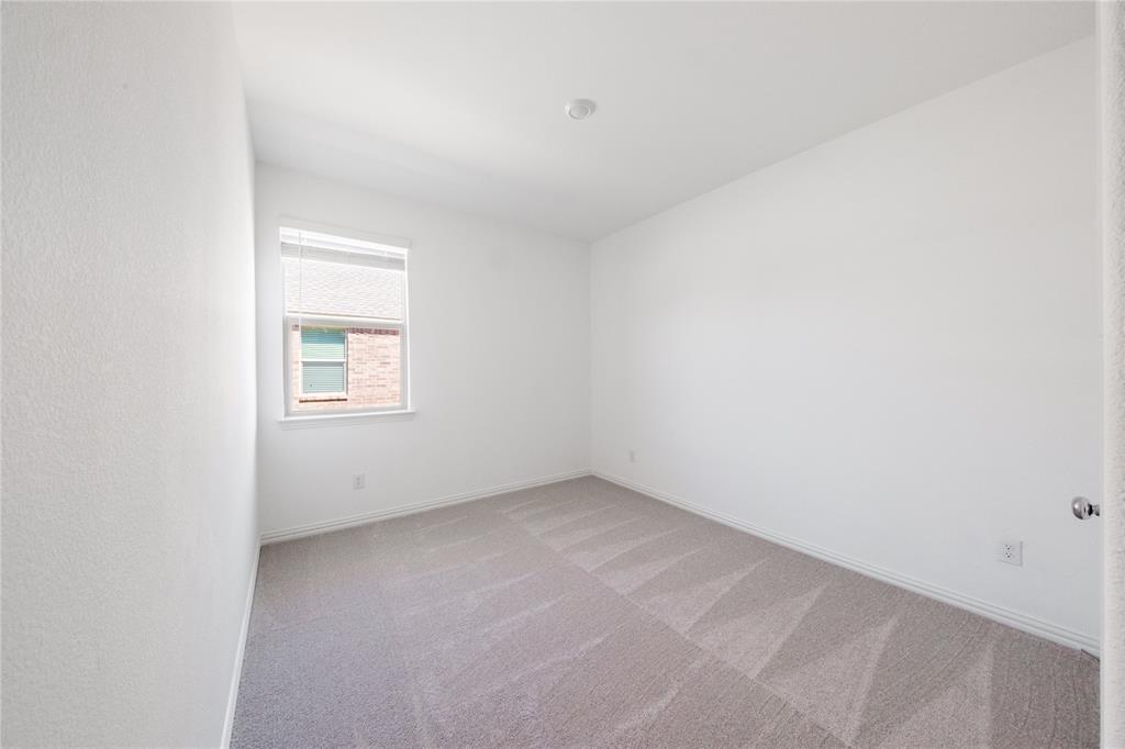 THE RESERVE AT CHAMBERLAIN CROSSING - Residential Lease